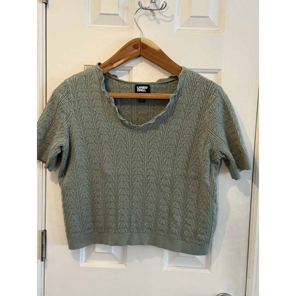 Lands End Green Knit Short Sleeve Sweater Ruffle Neck Size large 14/16  Causal